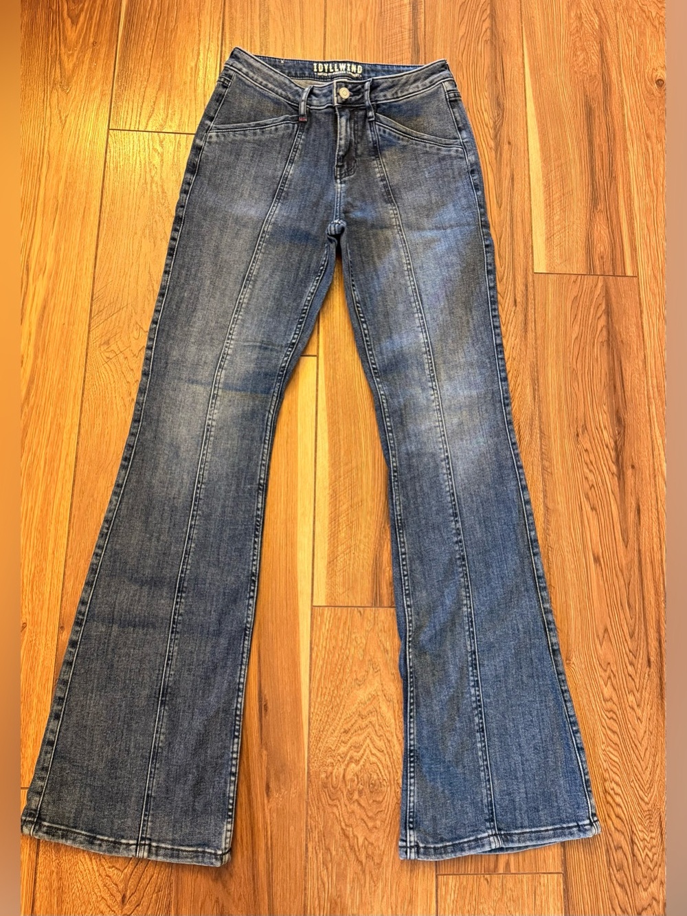 Idyllwind High-Rise Medium Blue Flare Jeans
